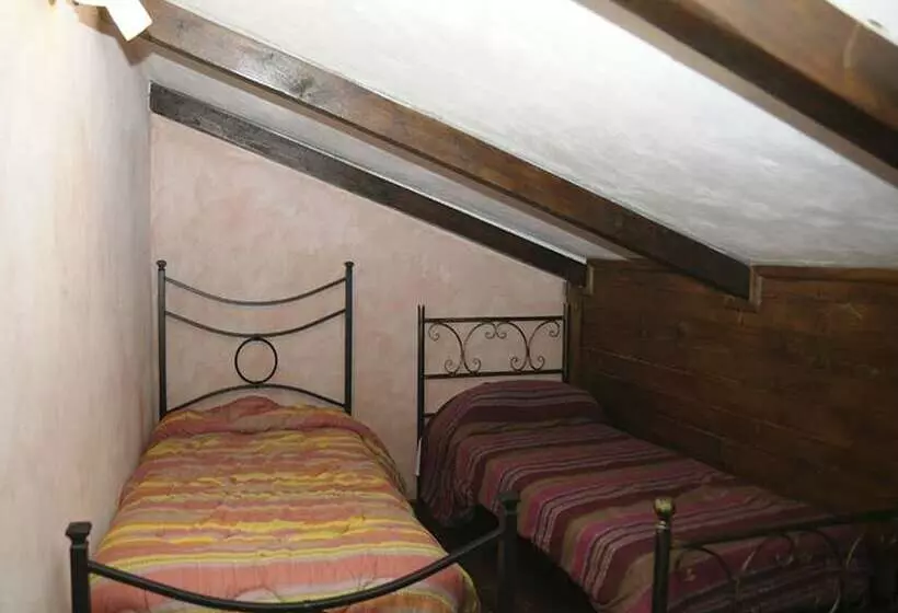 Maaseutuhotelli Borgo Dell Aschetto