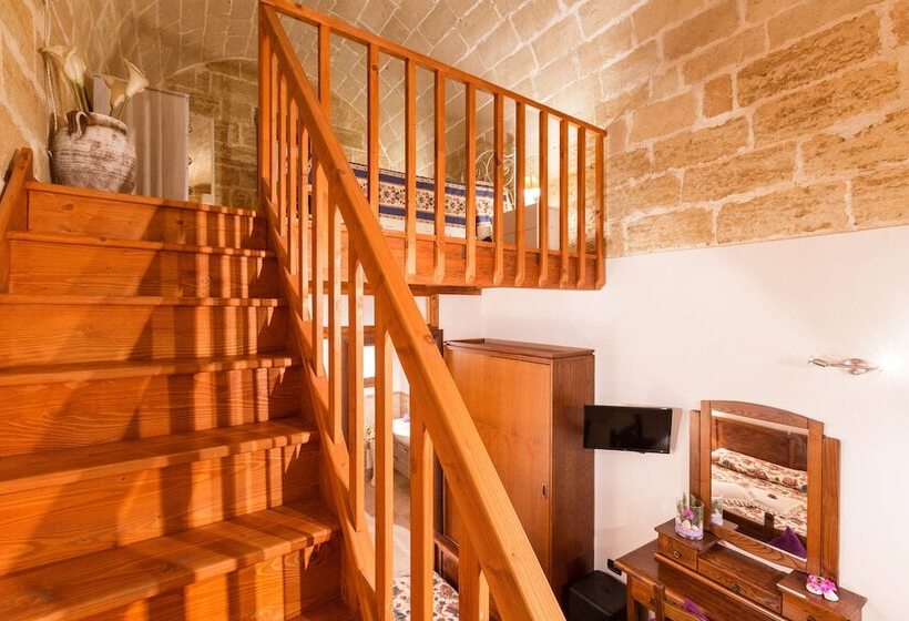 پانسیون Dimora Soleda