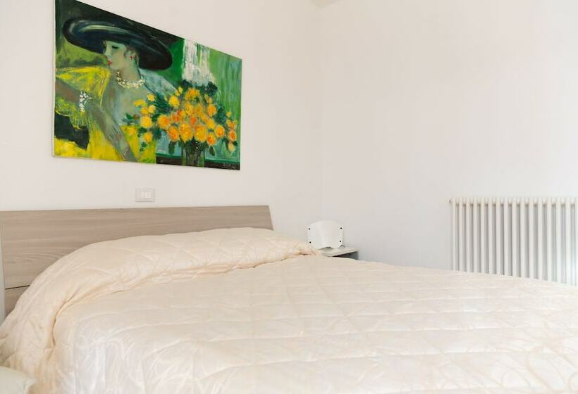 بنسيون Guest House Le Acacie