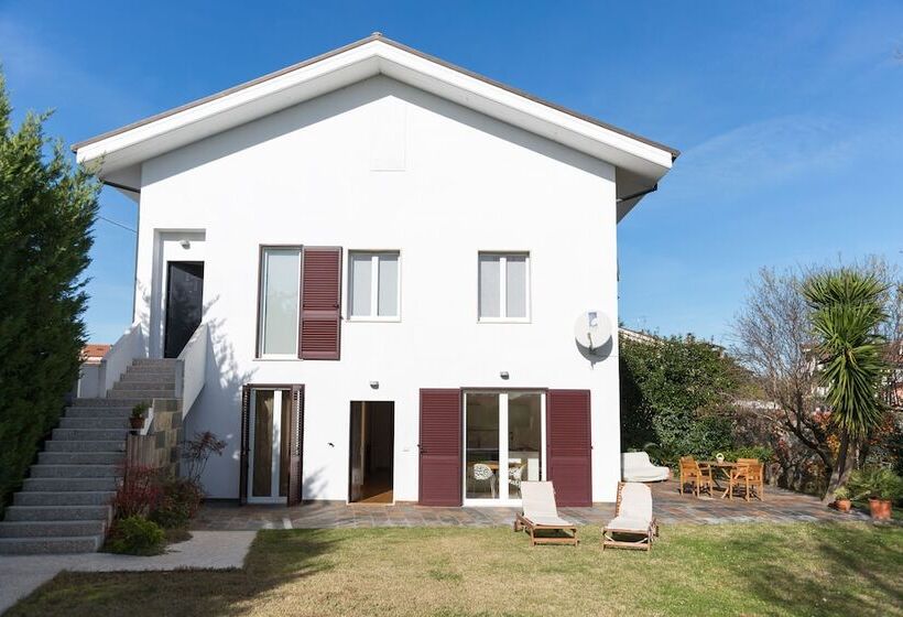 بنسيون Guest House Le Acacie