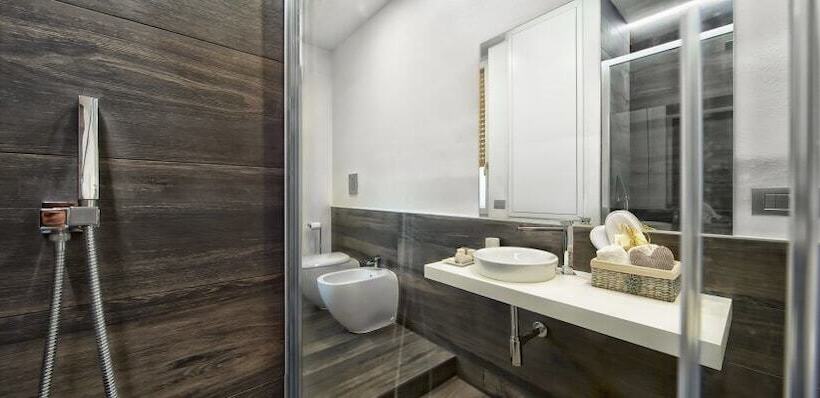 פנסיון Suite Vogue Luce