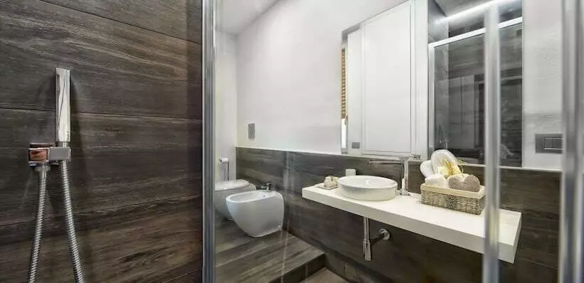 پانسیون Suite Vogue Luce