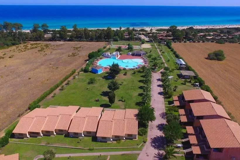 レジデンス Rey Beach Club