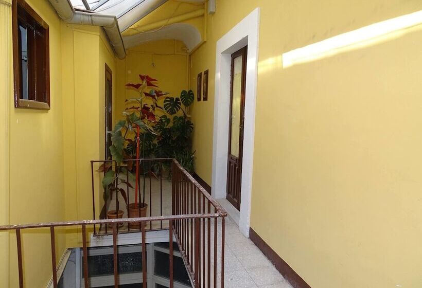 Bed and Breakfast Palazzo Iargia