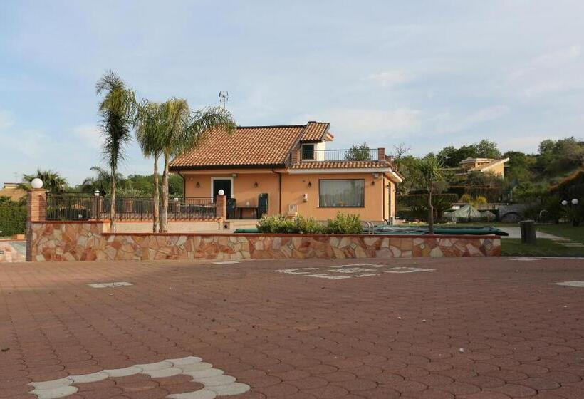 צימר Villa Etna Sea