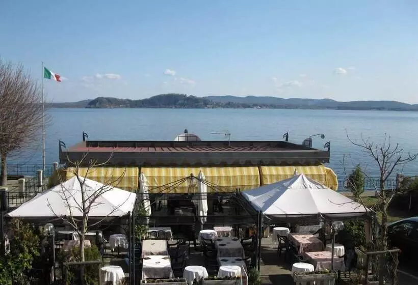 هتل Albergo Ristorante La Terrazza