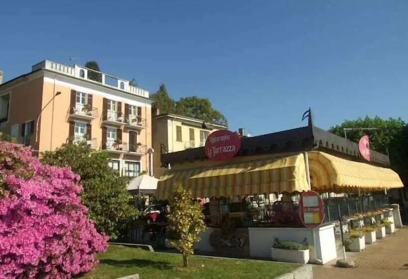 هتل Albergo Ristorante La Terrazza