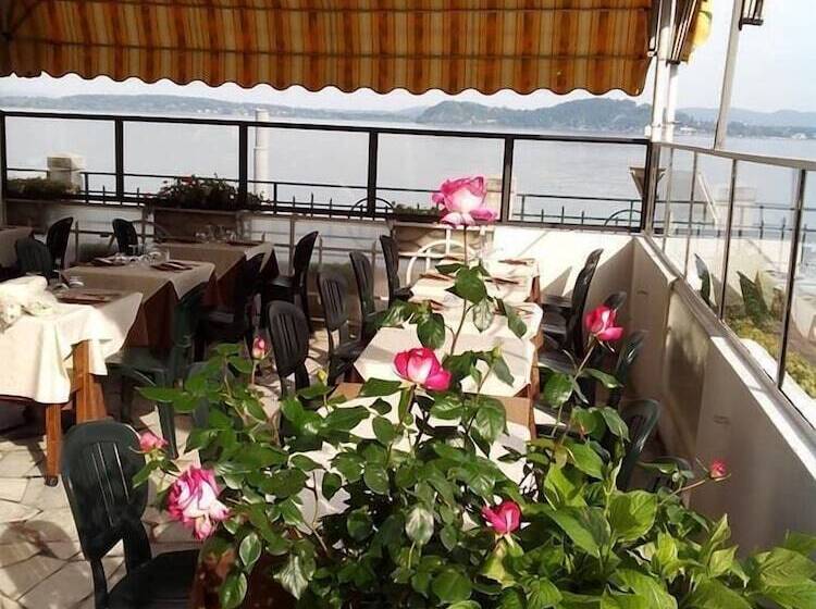 בית מלון כפרי Albergo Ristorante La Terrazza