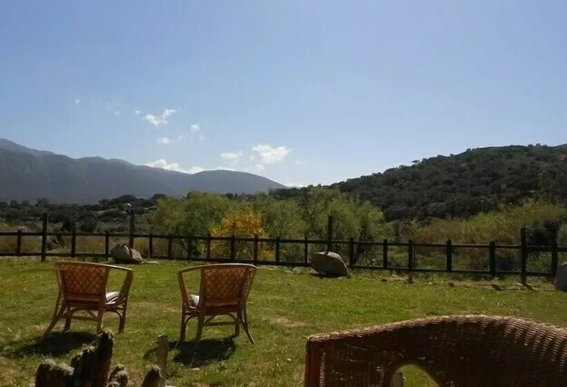 هتل Agriturismo Alba Chiara