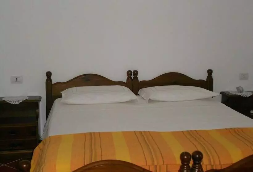 هتل Agriturismo Alba Chiara