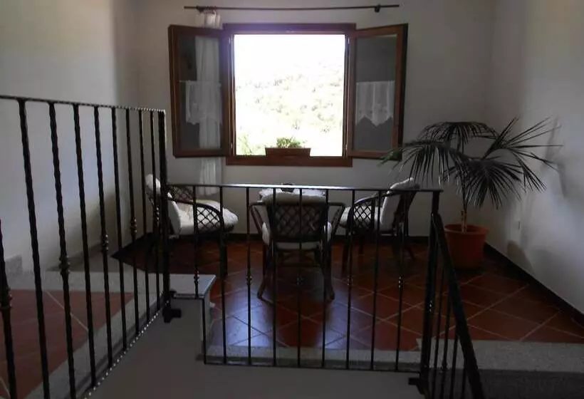 هتل Agriturismo Alba Chiara