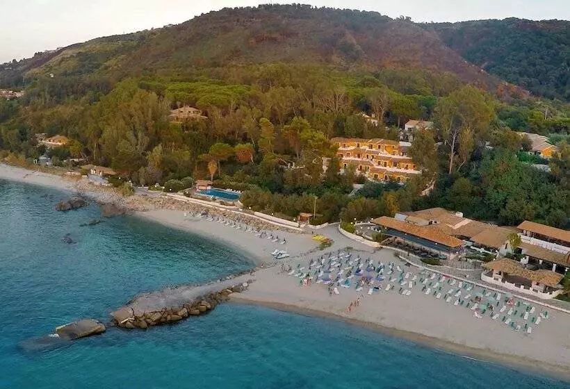 ホテル Baia Paraelios Resort