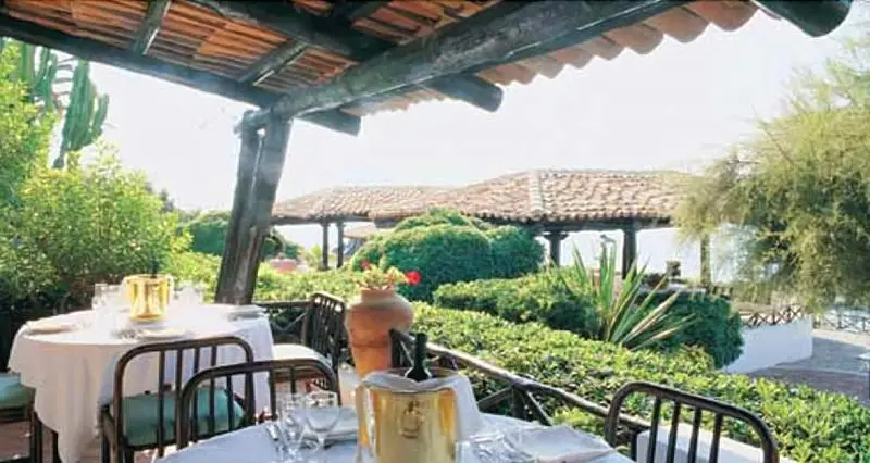 هتل Baia Paraelios Resort