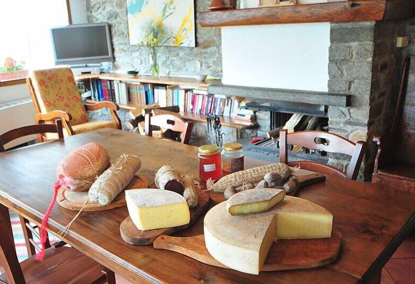 田舎風ホテル Agriturismo La Fonte Di Mariella