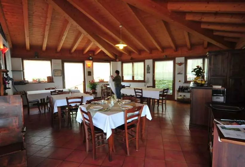 田舎風ホテル Agriturismo La Fonte Di Mariella