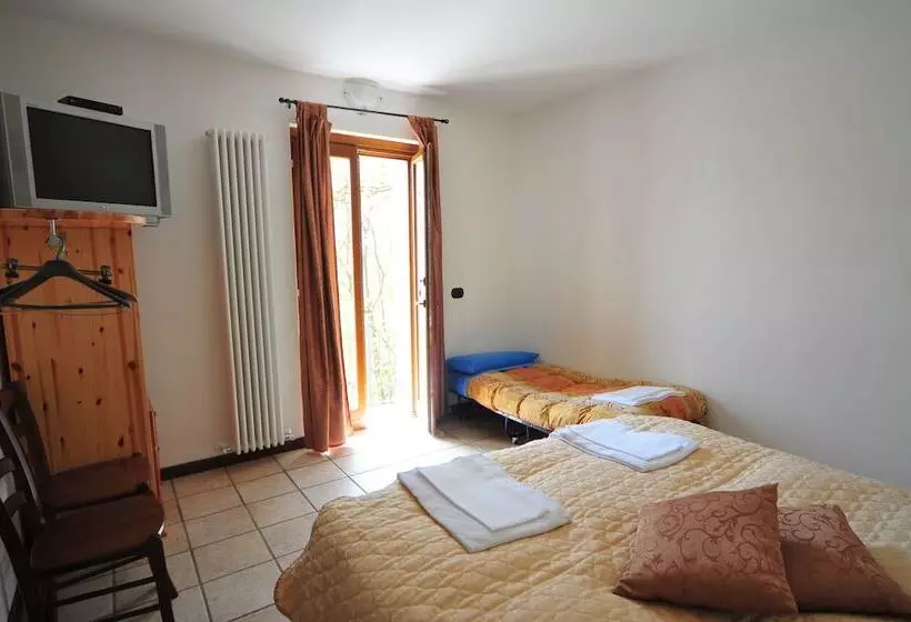 田舎風ホテル Agriturismo La Fonte Di Mariella