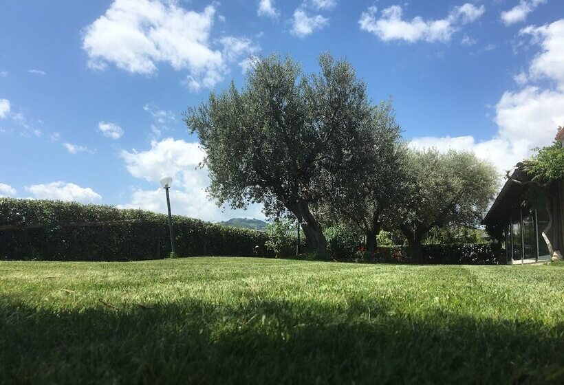 리조트 Il Girasole Country Village