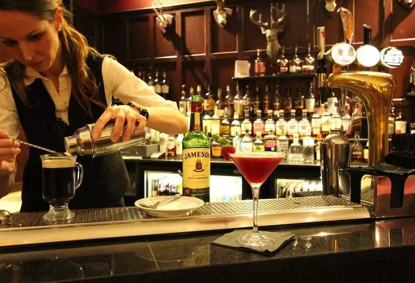 호텔 The Atholl Palace