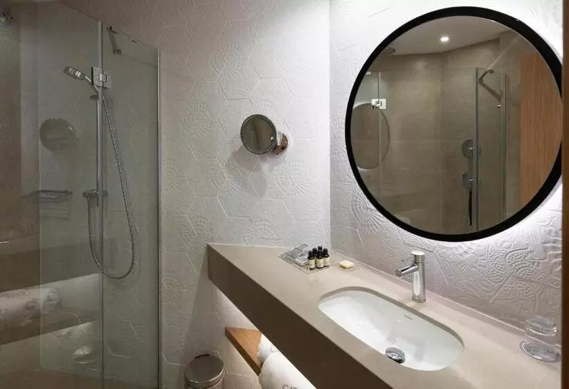 Отель Catalonia Eixample 1864