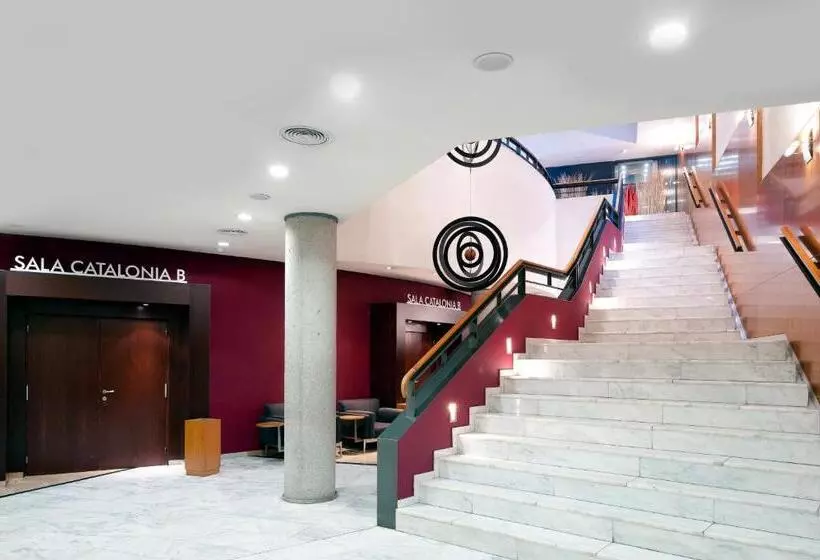 Отель Catalonia Eixample 1864