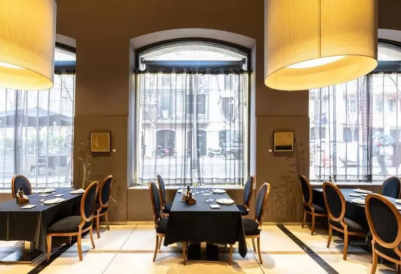 Отель Catalonia Eixample 1864