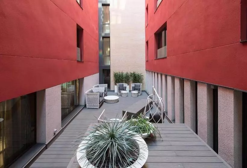 Отель Catalonia Eixample 1864