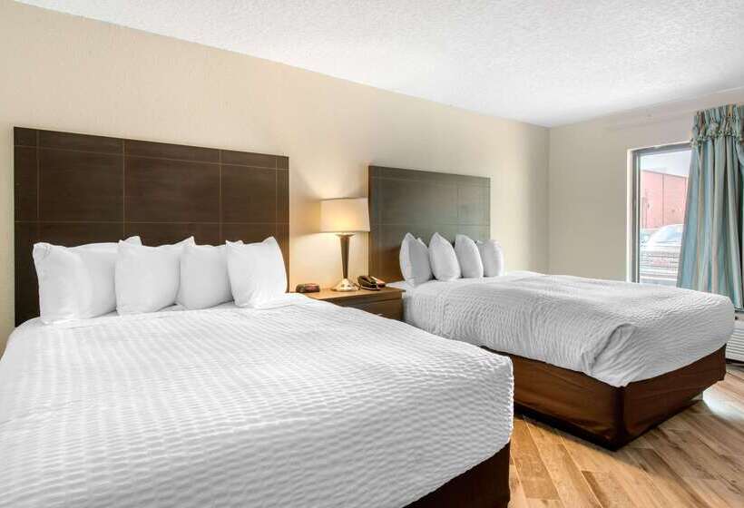 فندق Clarion Inn & Suites Kissimmeelake Buena Vista South