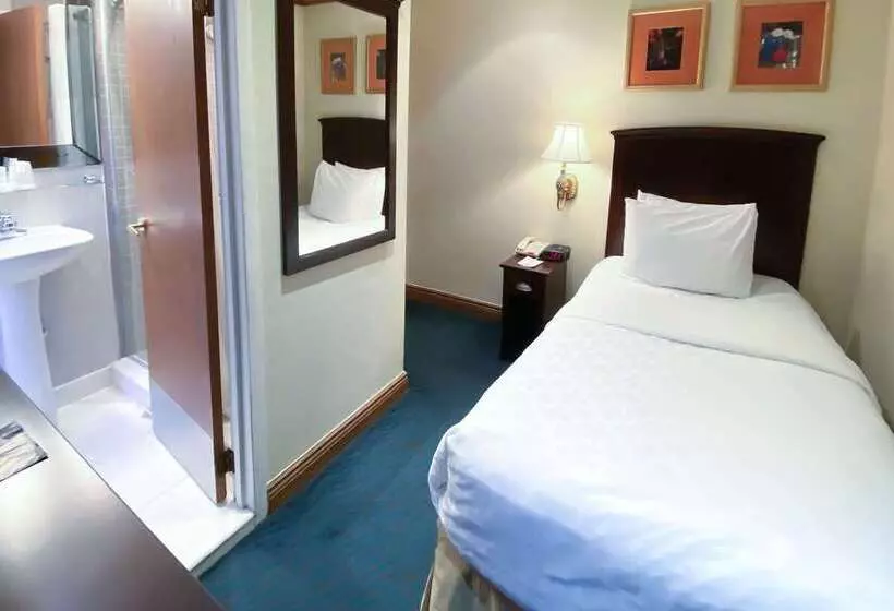 Clarion Hotel Park Avenue