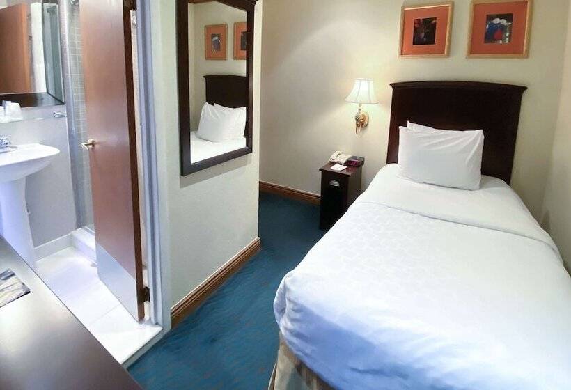 Clarion Hotel Park Avenue