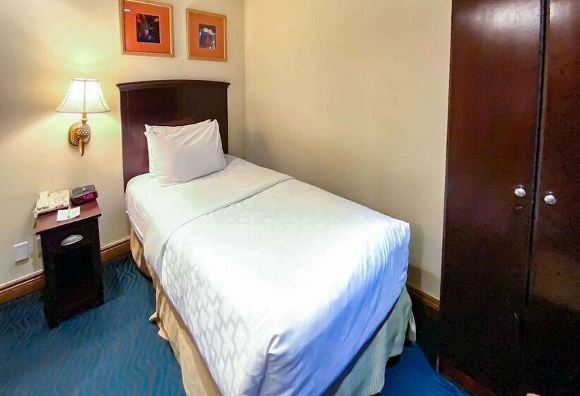 Clarion Hotel Park Avenue