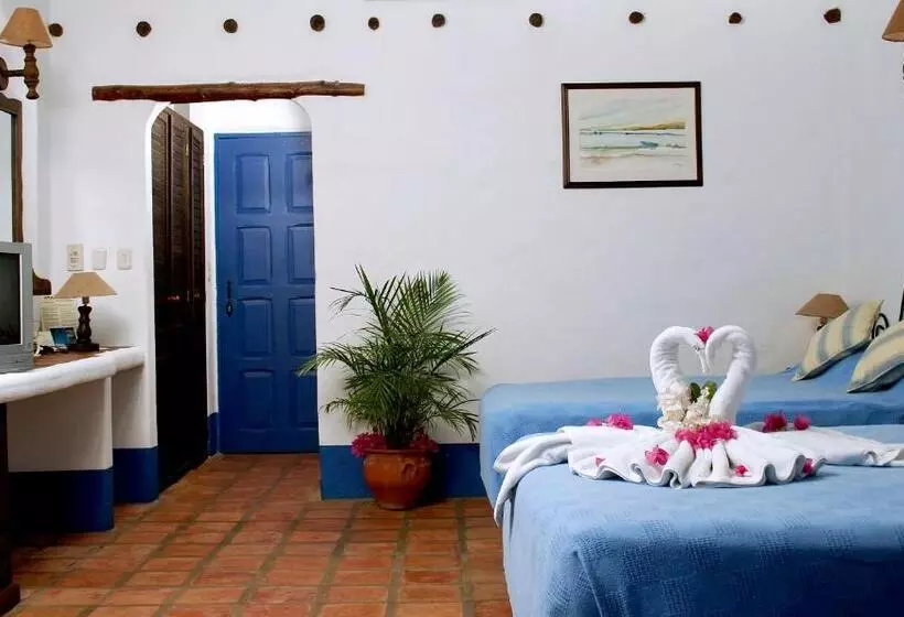 هتل Costa Linda Beach