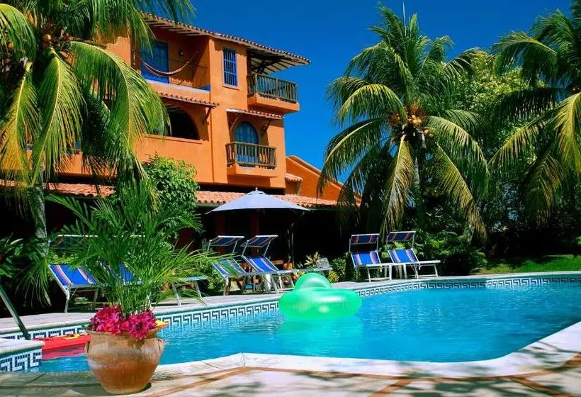 هتل Costa Linda Beach