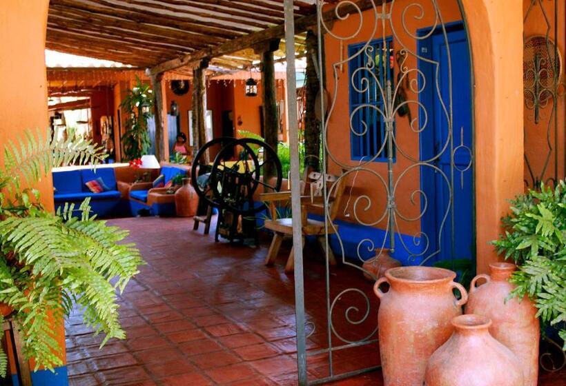 هتل Costa Linda Beach