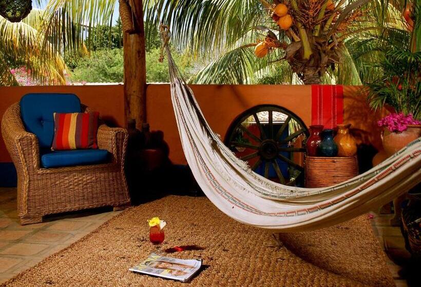 هتل Costa Linda Beach