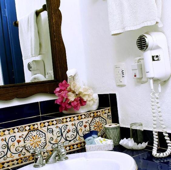 هتل Costa Linda Beach