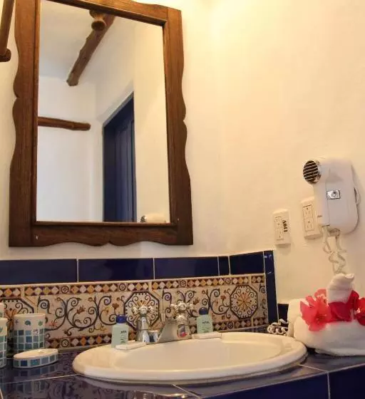 هتل Costa Linda Beach