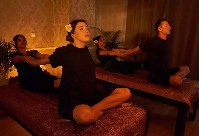 Отель Holiday Inn Krakow City Centre, An Ihg