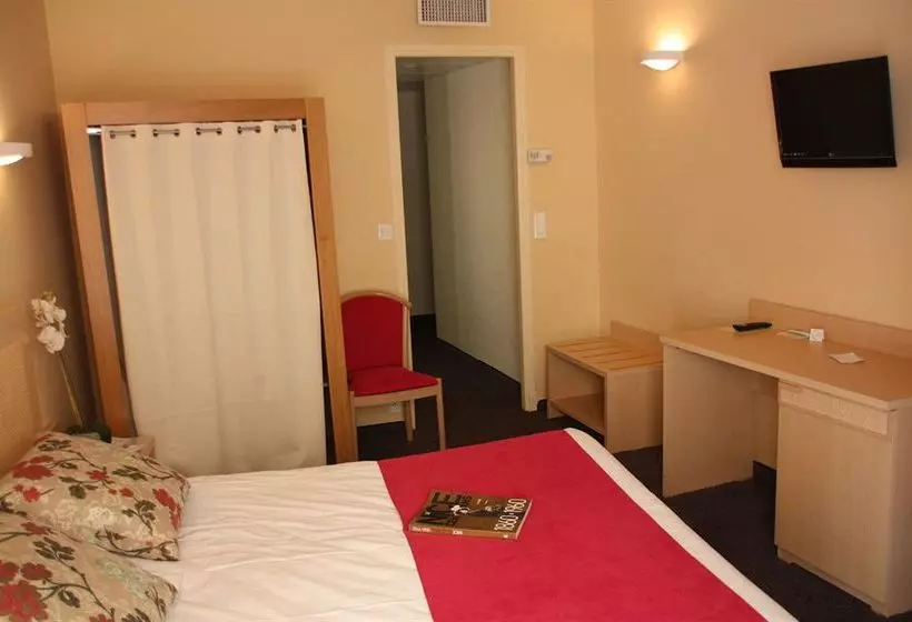 Hotel Les Suites Massena