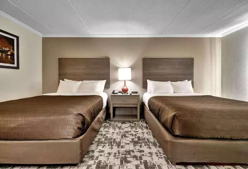 Quality Hotel & Suites At The Falls