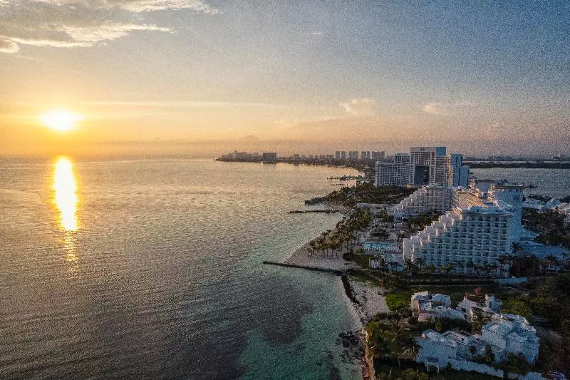 Hotel Riu Caribe - All Inclusive