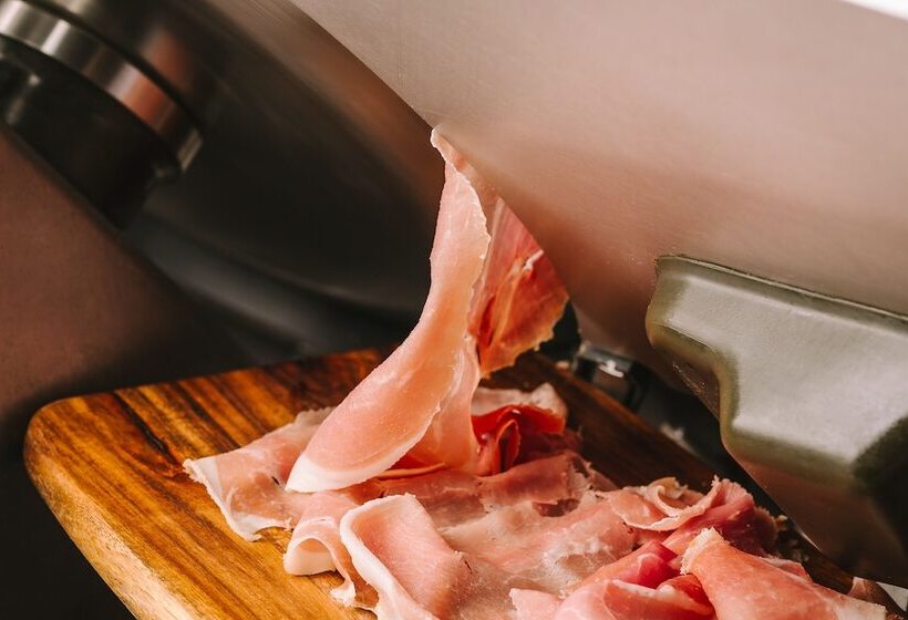 Hotel Mercure Nagano Matsushiro Resort & Spa