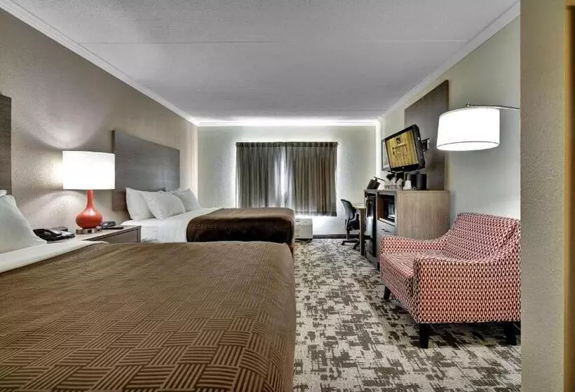 Quality Hotel & Suites At The Falls