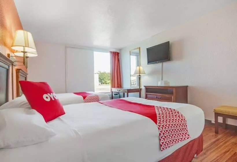 Motelli Oyo Hotel Mona Lake Muskegon