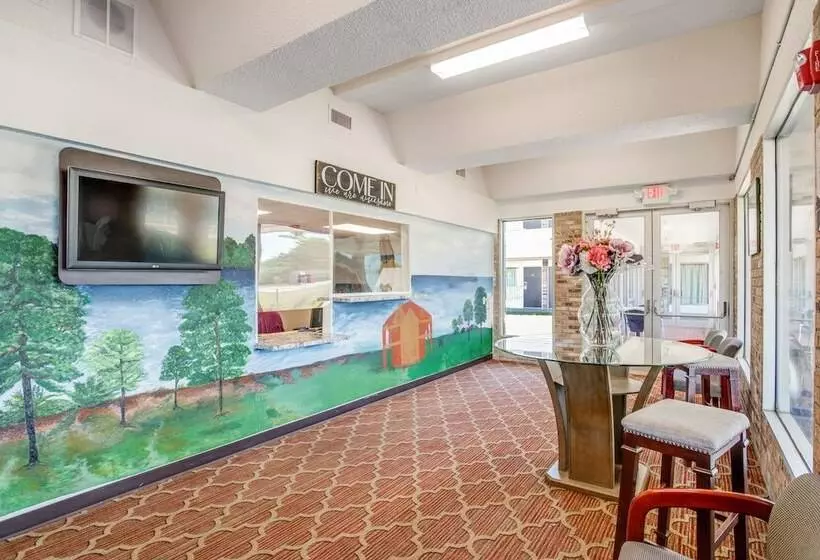 Motelli Oyo Hotel Mona Lake Muskegon