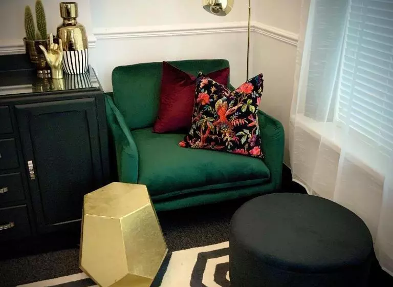 تختخواب و صبحانه Franklin Mount Boutique Guesthouse