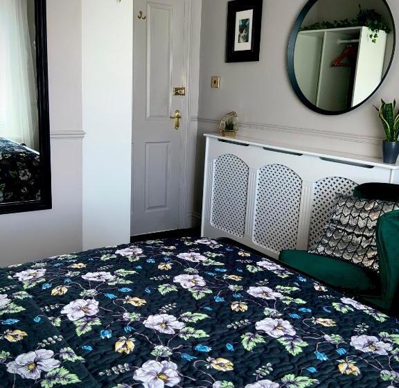 Bed and Breakfast Franklin Mount Boutique Guesthouse