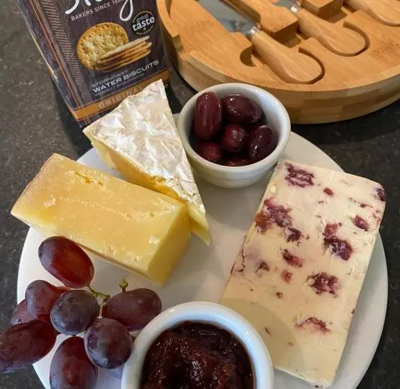 تختخواب و صبحانه Franklin Mount Boutique Guesthouse