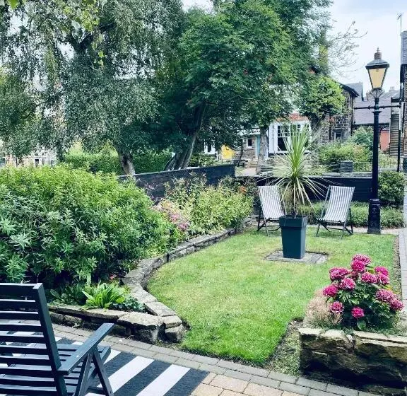 تختخواب و صبحانه Franklin Mount Boutique Guesthouse