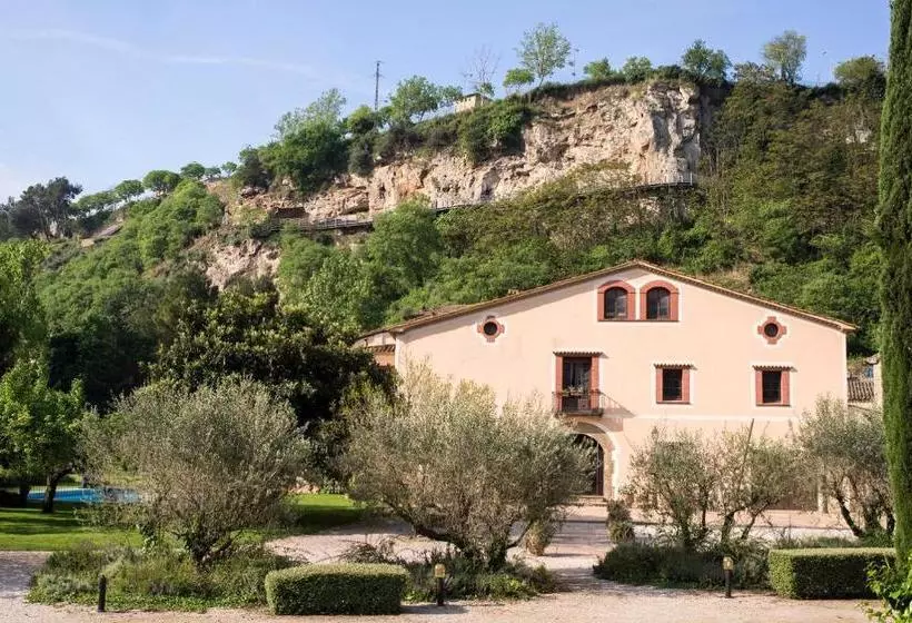 פונדק Can Carol