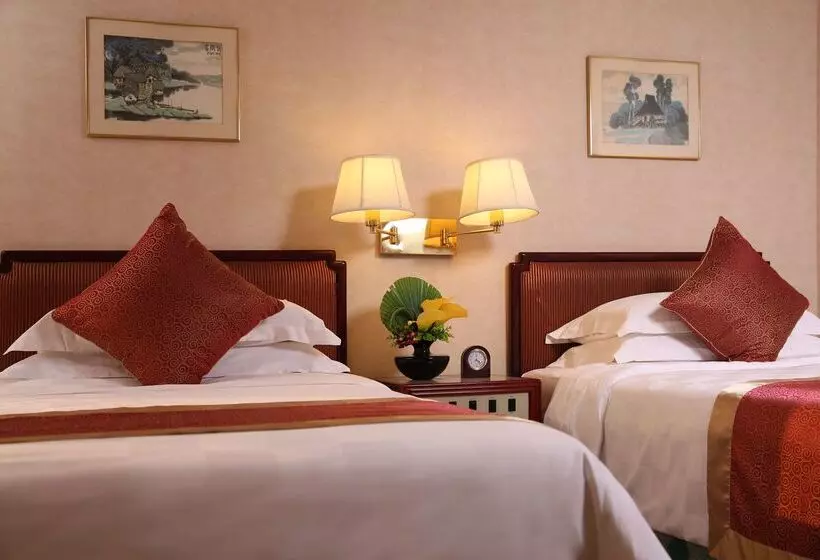 Felicity Hotel Shenzhen, Luohu Railway Station